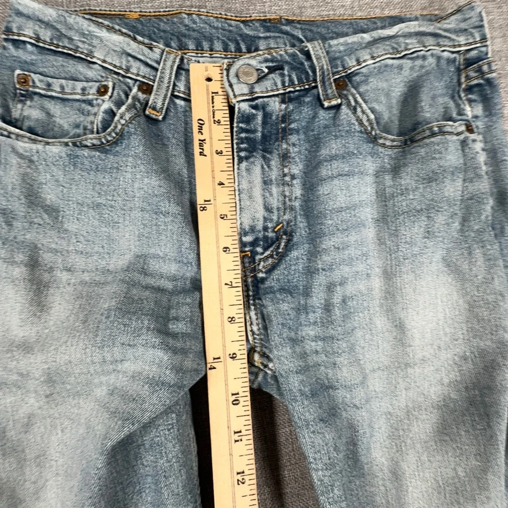Levis measurements waist